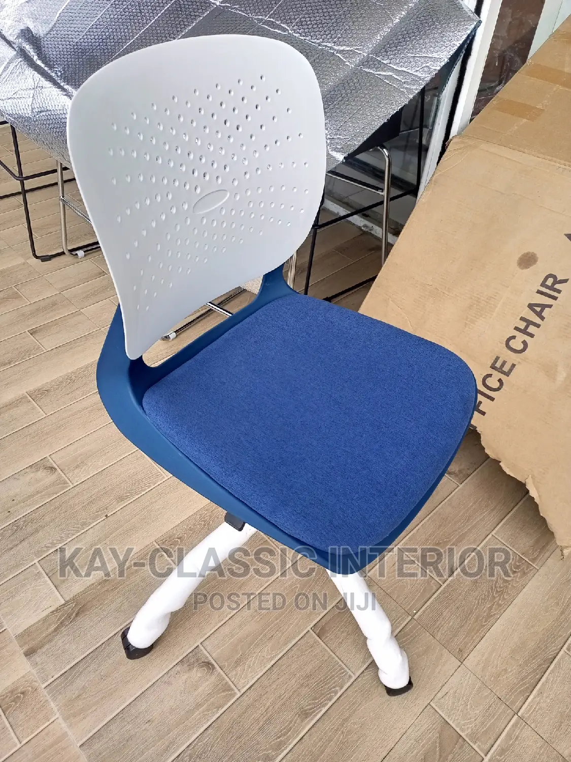 Unick Sec-Chair