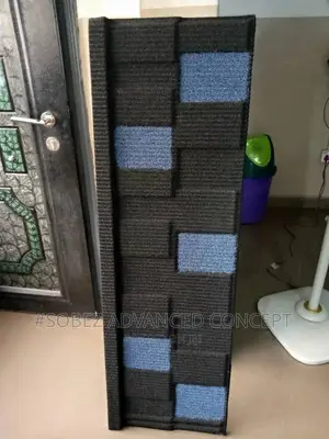 Royal Blue Patch on Black Shingle Stone Coated Roof Tile