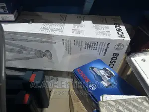 Bosch GOL 20D + BT160 + GR500 Optical Level Set