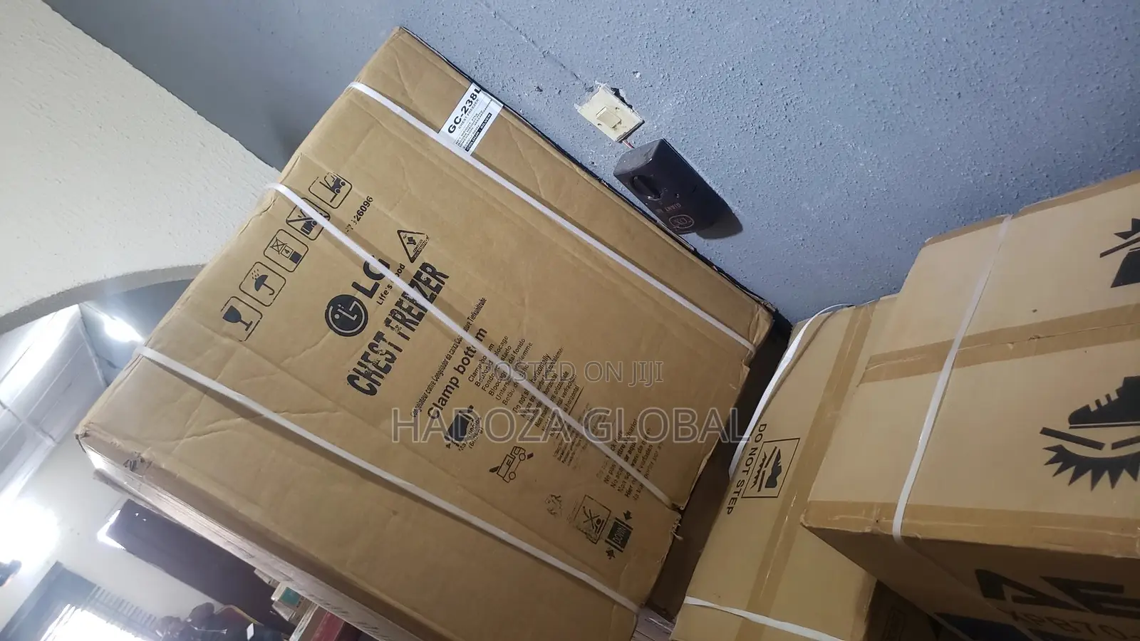 Lg Chest Freezer Gc-238l Deep And Fast
