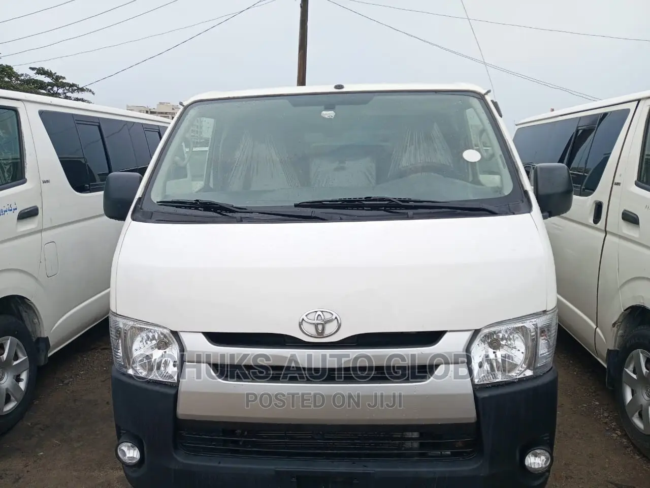 Toyota HiAce 2012 White