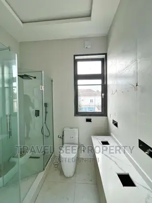 Furnished 5bdrm Duplex in Private Estate Lekki for rent