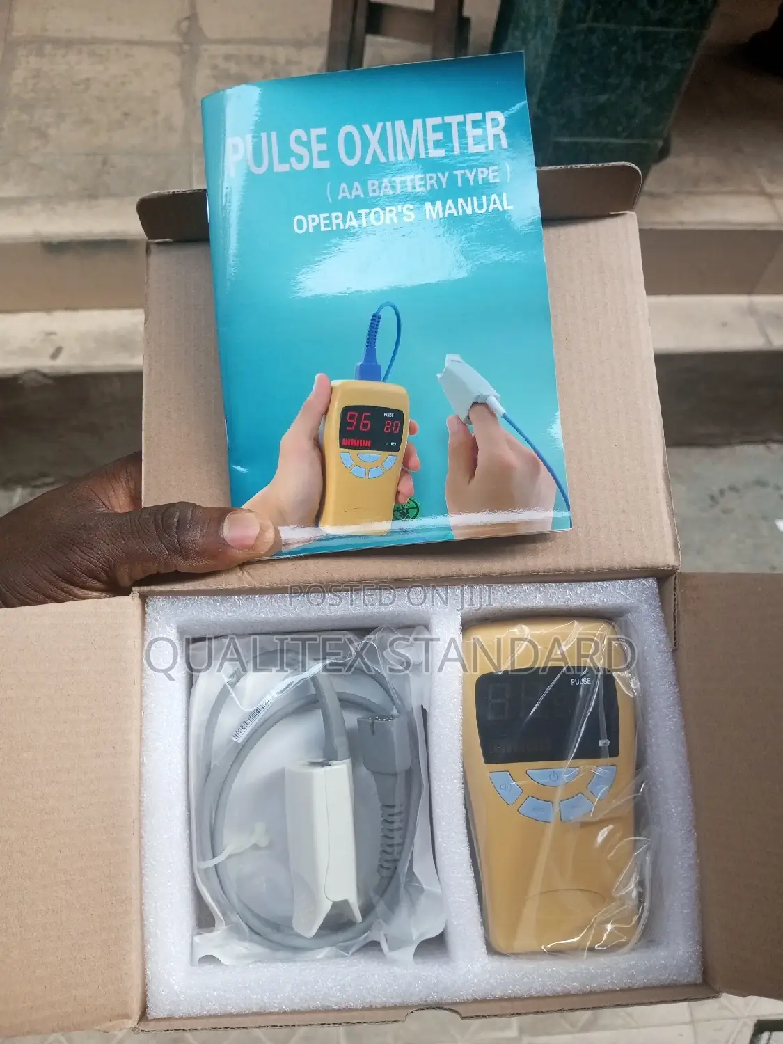 Table Top Pulse Oximeter
