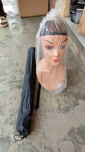 Small Tripod Stand + Mannequin Head