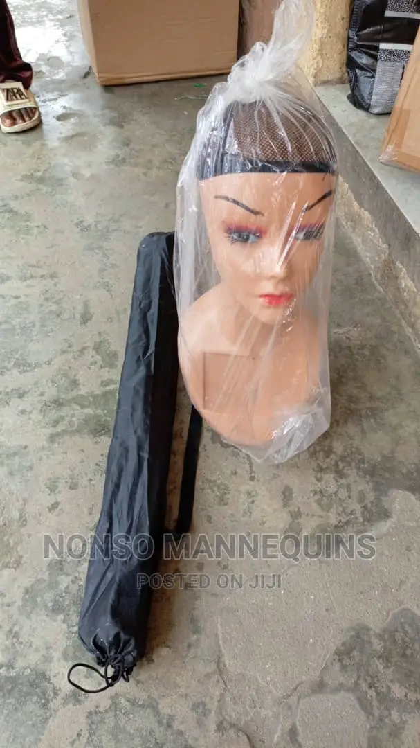Small Tripod Stand + Mannequin Head