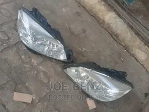 C300 2010 Set of Direct Tokunbo Headlights
