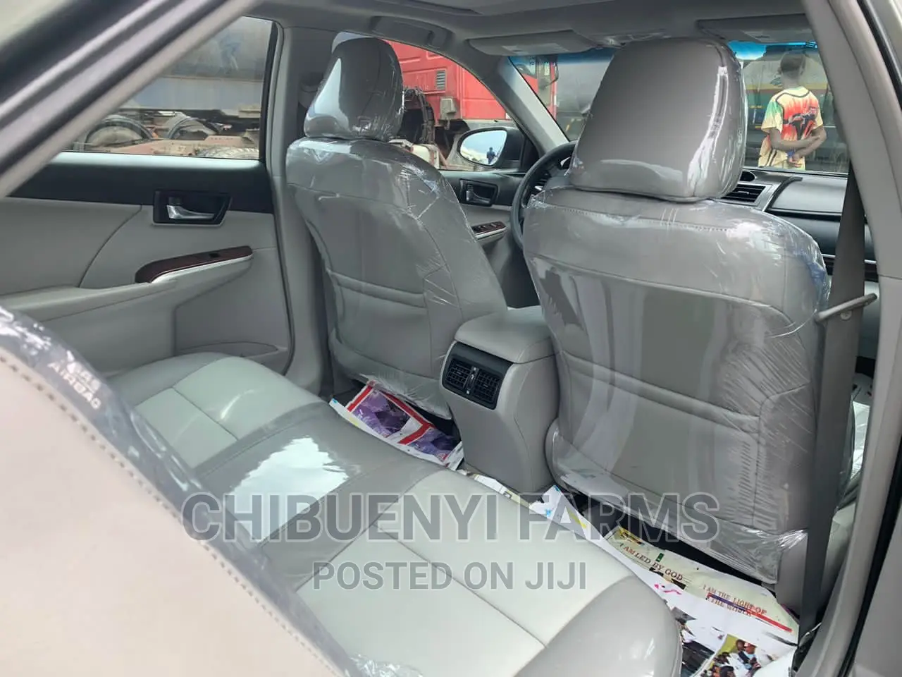 Toyota Camry XLE 4dr Sedan w/Prod. End 11/13 (3.5L 6cyl 6A) 2014 Ivory