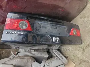 Boot TSX 2006 Model