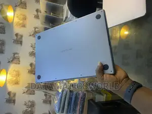 Laptop Apple MacBook Pro 2023 M2 16GB Apple M2 SSD 512GB