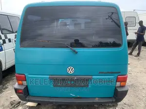 Volkswagen LT 2000 Blue