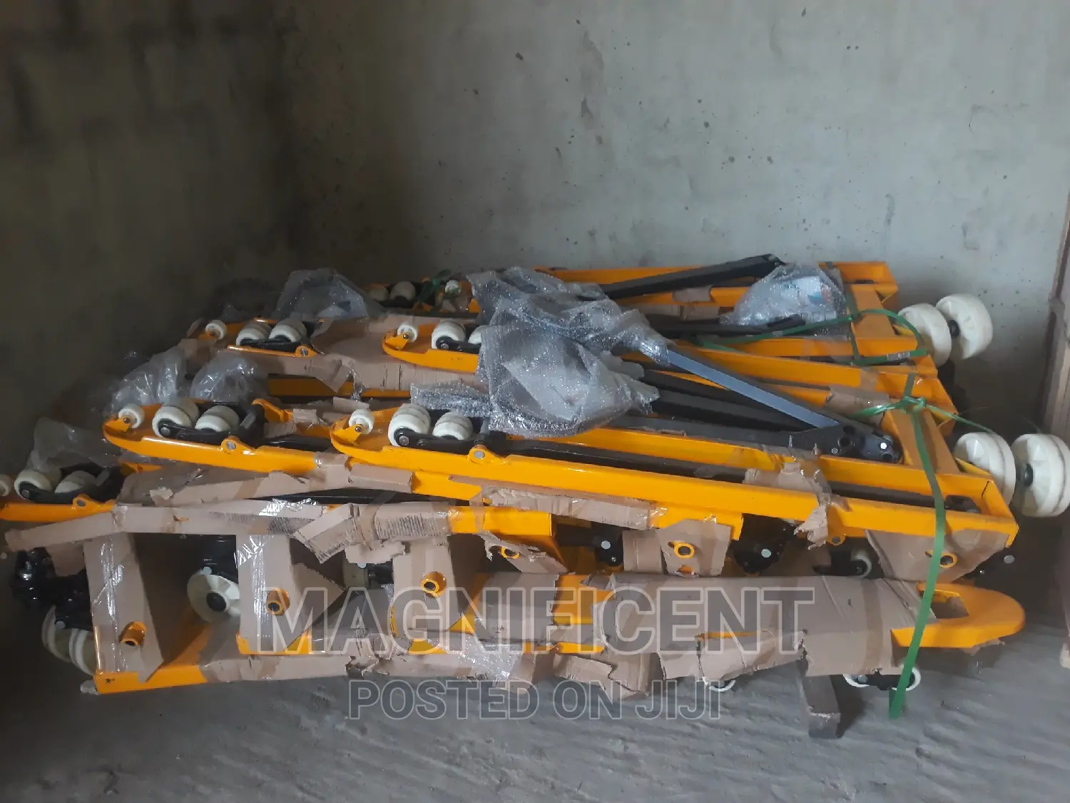 Machines Forklift Pallet Trucks
