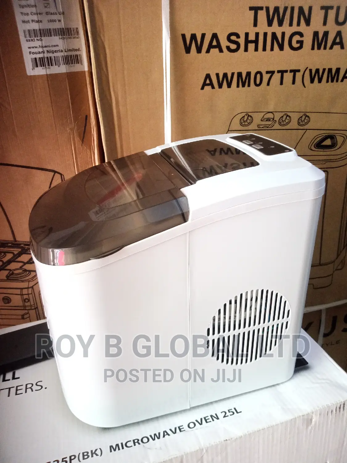 Polystar Ice Maker