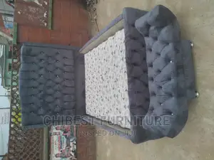 Quality 4.5by6 Upholstery Padded Bed Frame With One Footrest