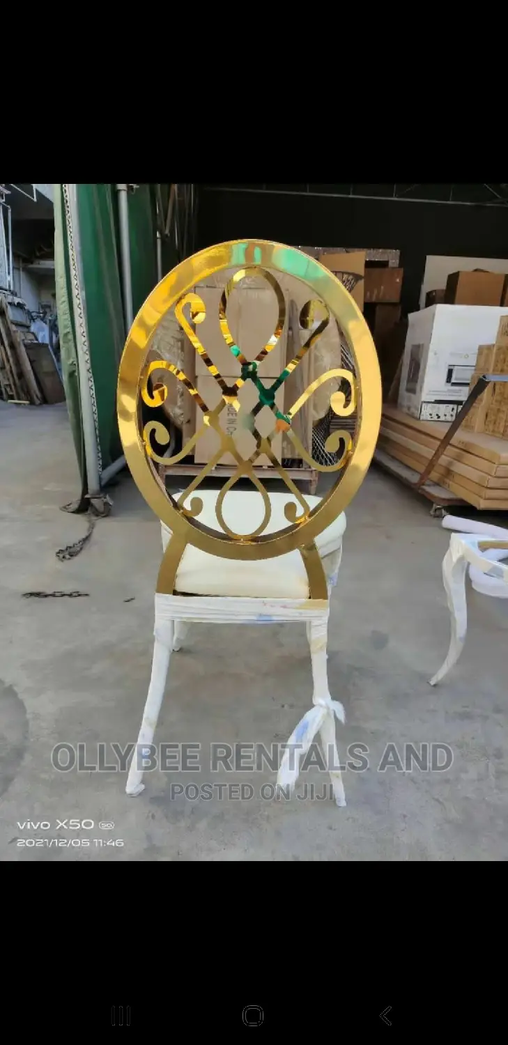 Crown Back Vip Chair