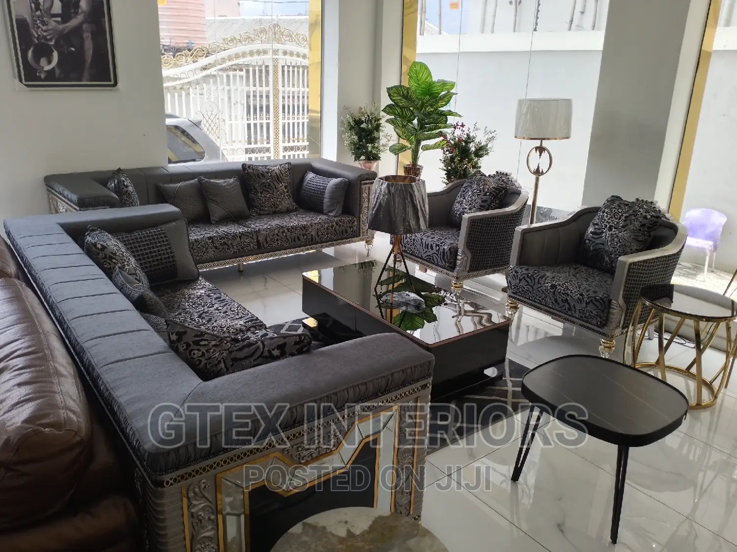 Contemporary Sofa Chair