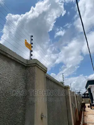 Electric Perimeter Fence With Solar Backup by TSO