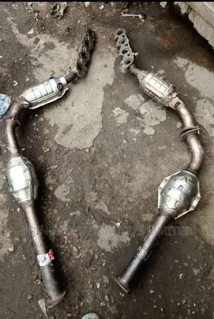 Complete Catalyst Landcruiser Separate Manifold 2014
