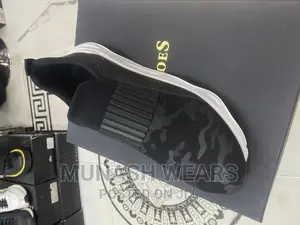 Italian Trusth Sneakers