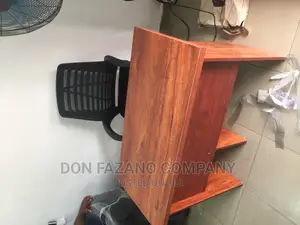 3 Feet Office Table