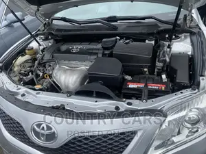 Toyota Camry 2011 Silver