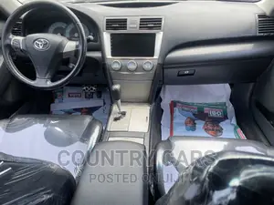 Toyota Camry 2011 Silver