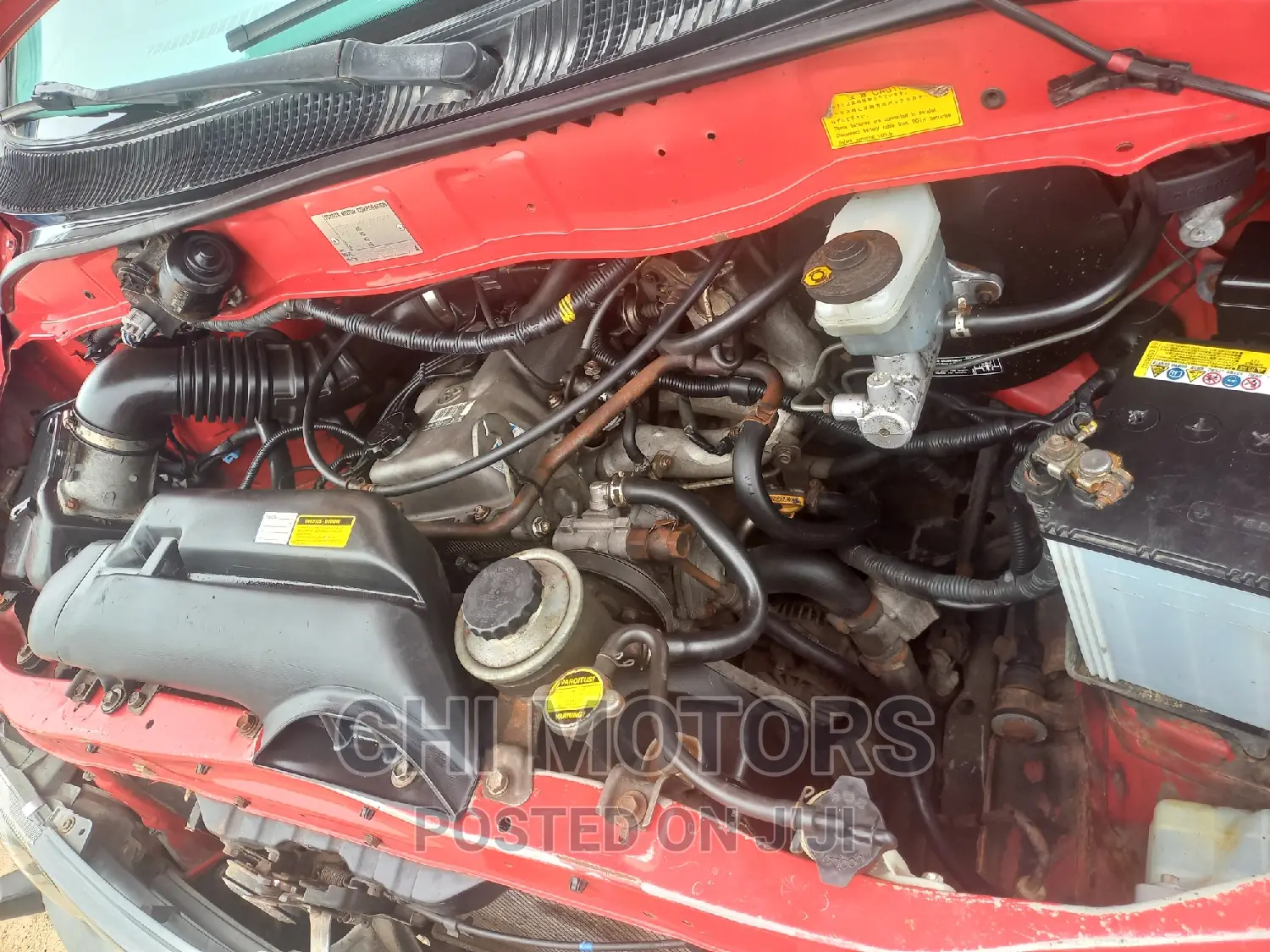Toyota HiAce 2007 Red