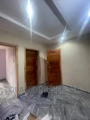 3bdrm Block of Flats in Shaki Crescent, Aguda / Surulere for rent