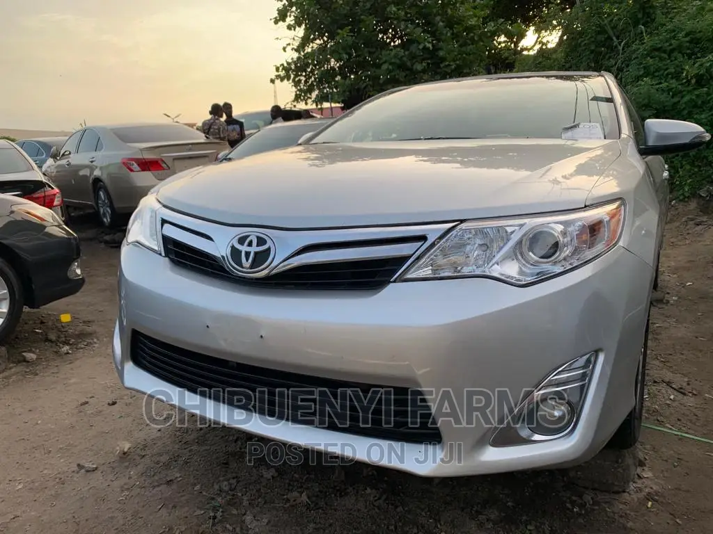 Toyota Camry 2013 Silver