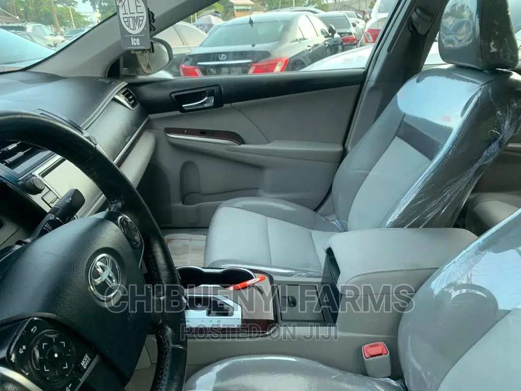 Toyota Camry 2013 Silver