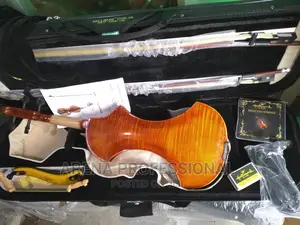Hallmark HEV104 UK Professional Violin