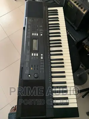 Yamaha PSR E343 Electronic Keyboard