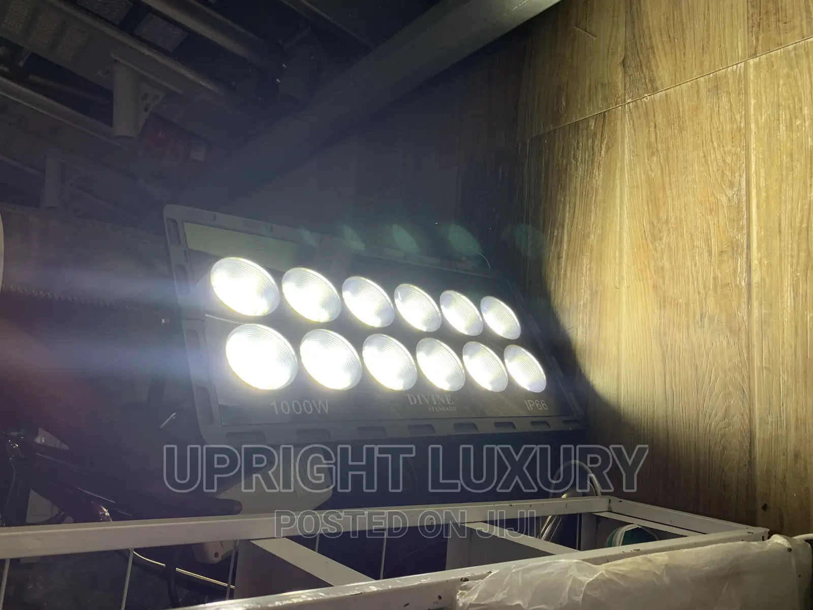 1000watts C Divine Floodlight