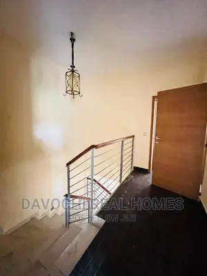 2bdrm Maisonette in Osapa London, Lekki for rent