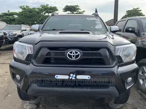 Toyota Tacoma X-Runner V6 2012 Black