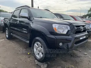 Toyota Tacoma X-Runner V6 2012 Black