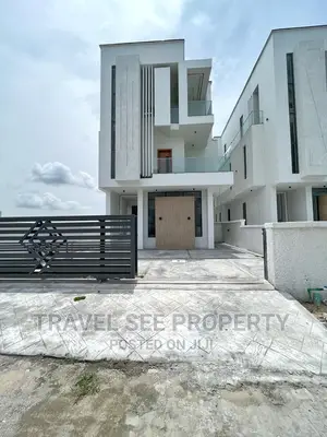 Furnished 5bdrm Duplex in Chevrons for sale