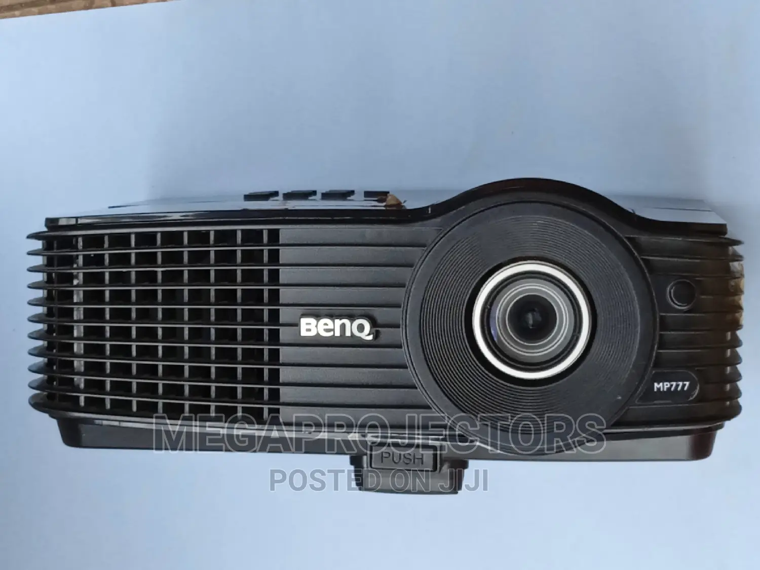 Super Benq Projector