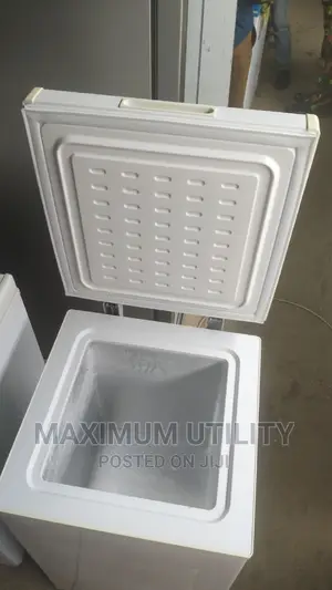 Currys Essentials 60 LTRS Chest Freezer