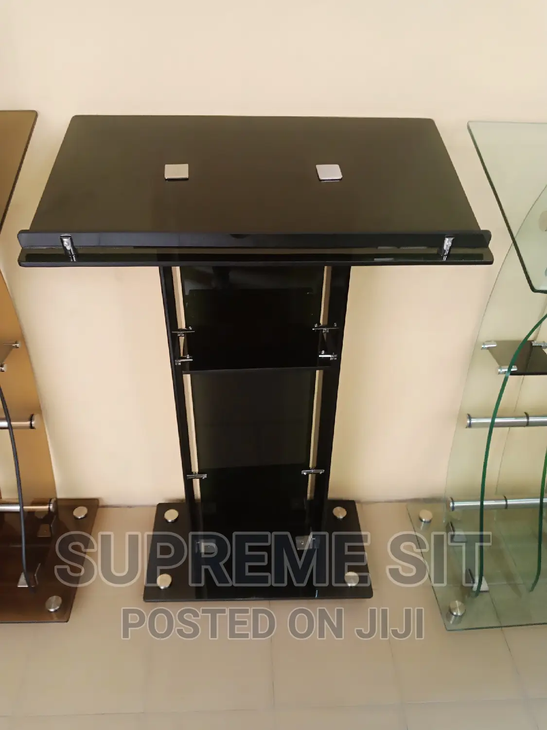 Executive Church Glass Pulpit.