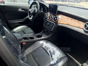 Mercedes-Benz GLA-Class 2016 Black