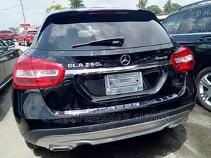 Mercedes-Benz GLA-Class 2016 Black