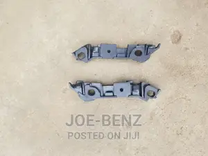 C300 2017 Front Bumper Clips
