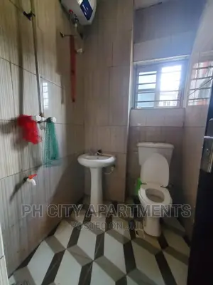 2bdrm Block of Flats in Port-Harcourt for rent