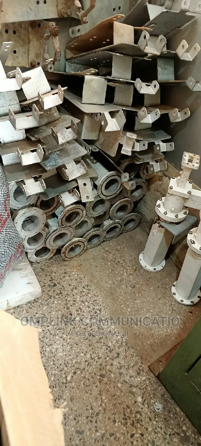 Prodelin Feedhorn, Polorizer Tray