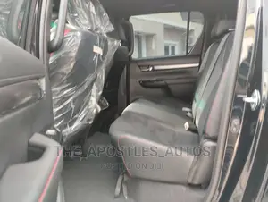 Toyota Hilux 2023 Black