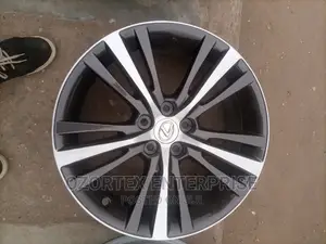 19rim for Lexus 350 and 330