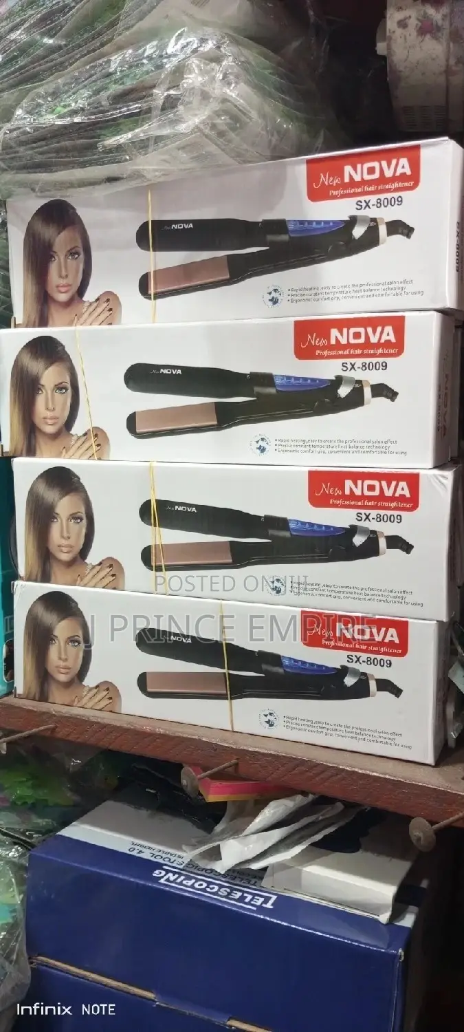 Nova Professional Hair Straightener