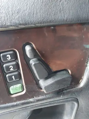 Car Seat for G Wagon