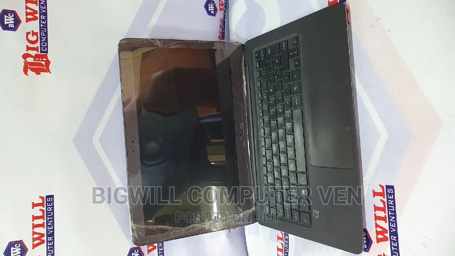 Laptop Asus UX305FA 8GB Intel Core M SSD 256GB