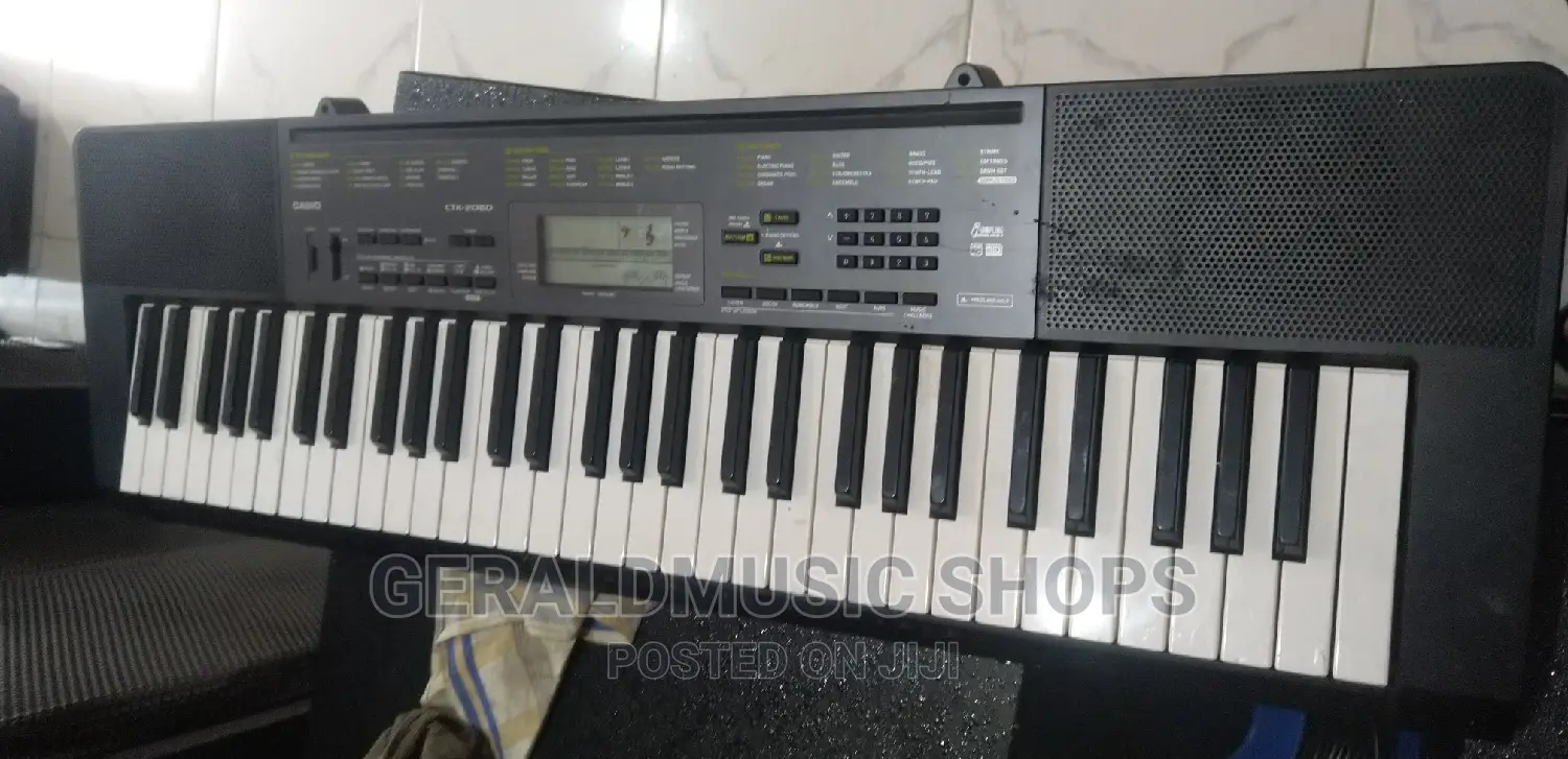 UK Used Casio CTK-2080 Keyboard